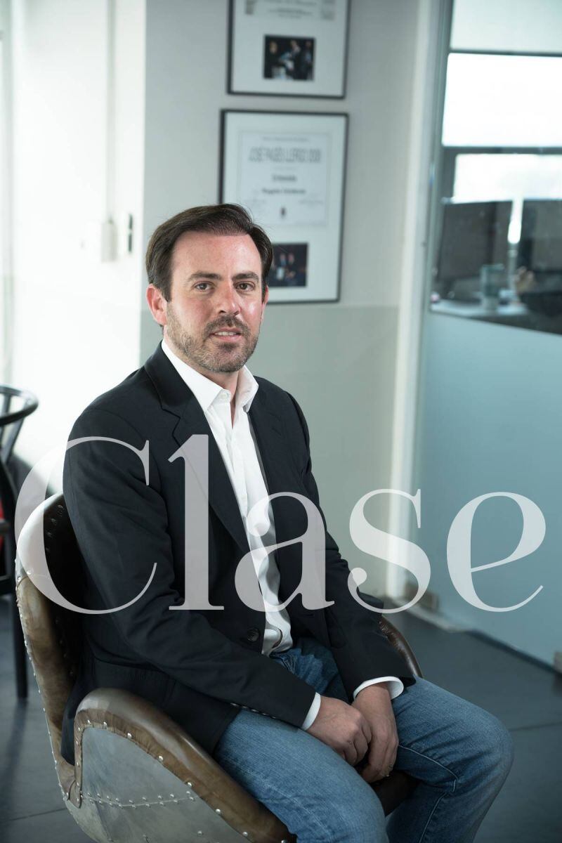 Rogelio Cárdenas regresa a los medios y relanza Emeequis