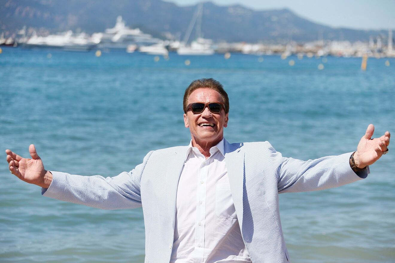 Arnold Schwarzenegger comparte un divertido video con su burro mascota "Lulu"