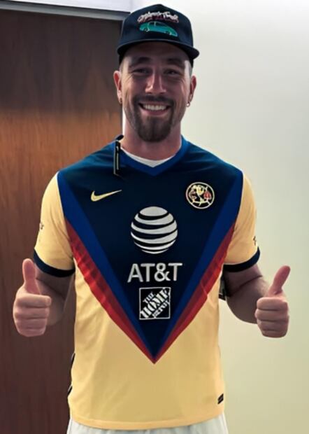 Travis Kelce con una playera del Club América / Foto: Instagram