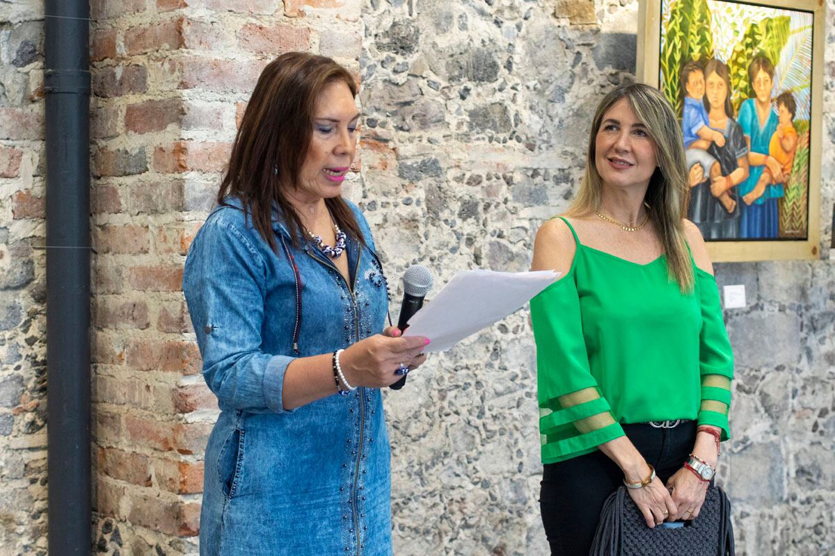 Gricelda Sánchez y Desirée Navarro. (Foto: Angélica Chema)
