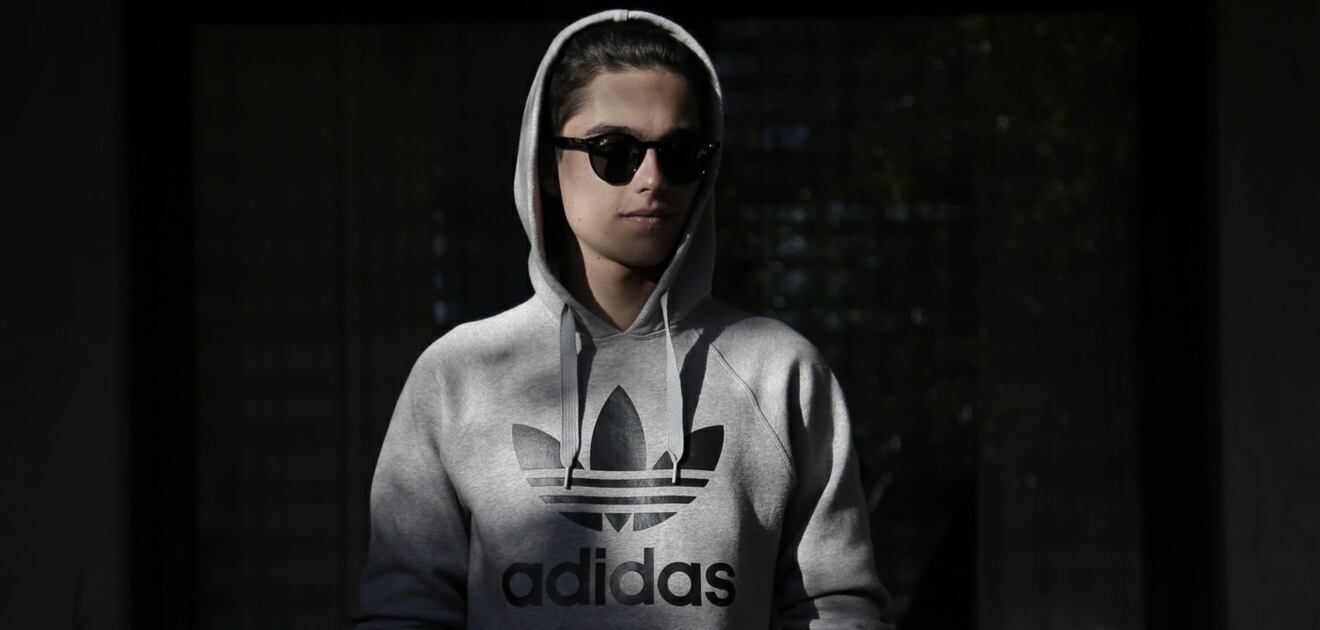 <p>Las fotos de la infancia de Sergio Mayer Mori antes de ser todo un sex symbol. <strong>(Fotos: Instagram, Archivo)</strong></p>