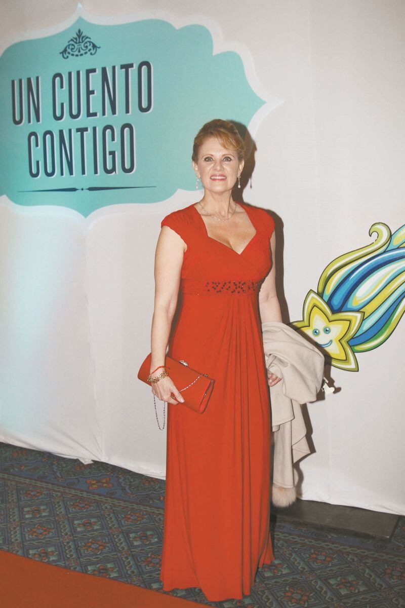 Erika Buenfil celebra cinco millones de seguidores en TikTok