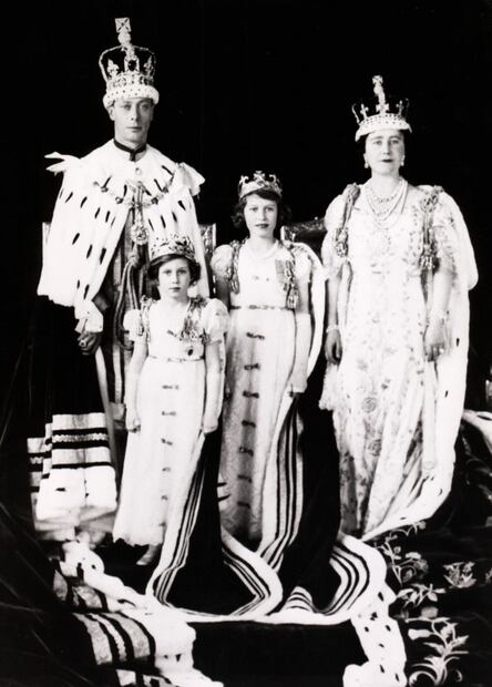 El espectacular manto que usará Carlos III después de su coronación