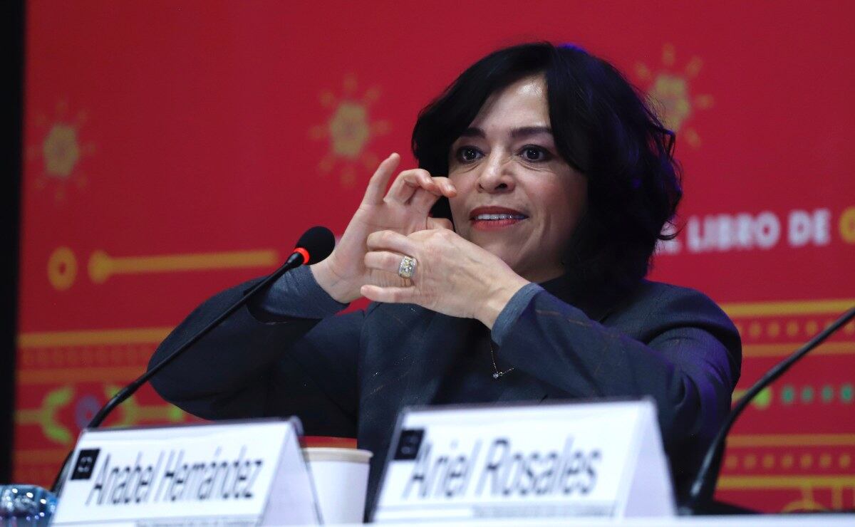 Anabel Hernández sostiene lo escrito en “Emma y las otras señoras del narco”