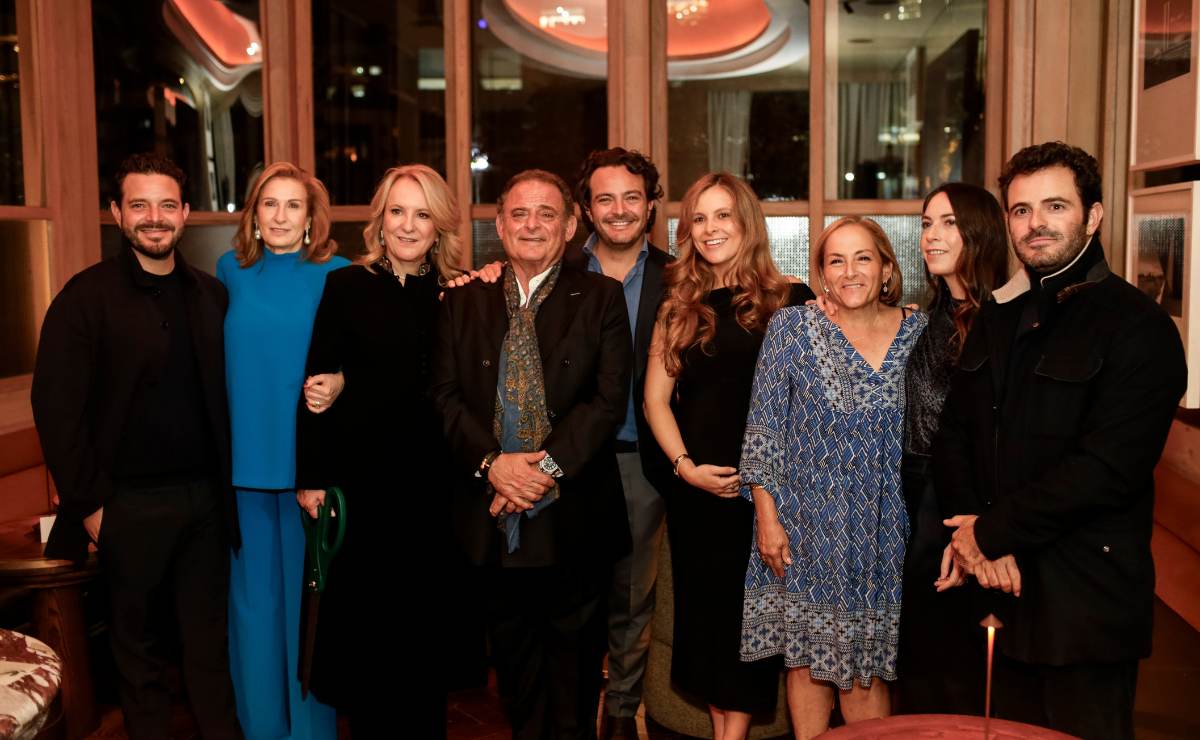 Diego, Sara, Teresa, Pepe, Pepe, Teresa, Gina, Valeria y Santiago Cuaik / Foto: Esteban Torreblanca