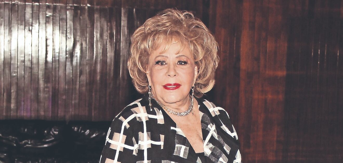 Silvia Pinal festeja su cumpleaños 88 rodeada del cariño de su familia 