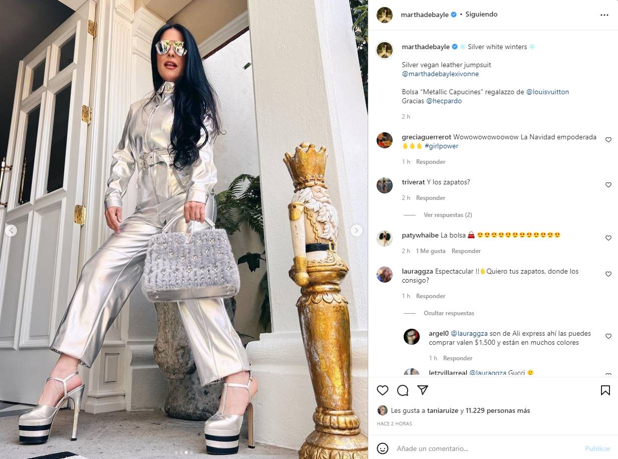 El fabuloso look metálico de Martha Debayle para esta Navidad