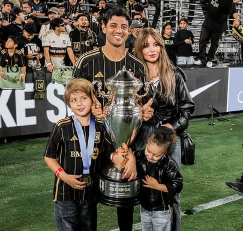 Familia Carlos Vela / Foto: Instagram