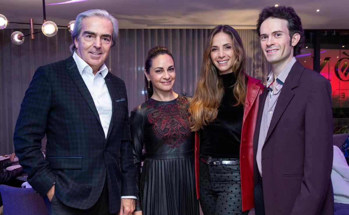 Lorenzo Lazo, Paulina Madrazo y más, entre los invitados a la inauguración de Revolución 67