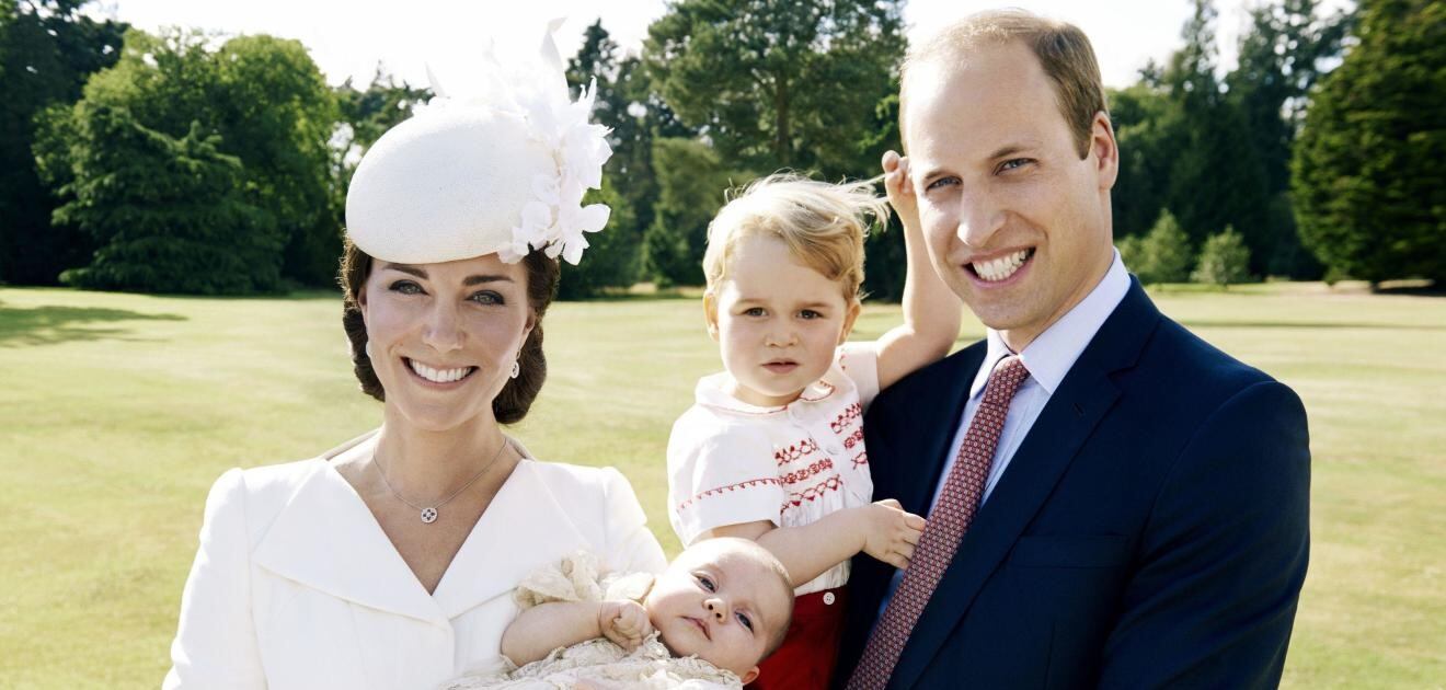 <p>El primogénito de los duques de Cambridge, George, es millonario solamente por pertenecer a la Familia Real Británica. <strong>(FOTOS: Archivo, Especial)</strong></p>
