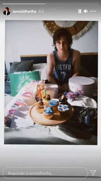 Siddhartha cumple años y Yuya lo festeja a pocos días del nacimiento de Mar, su bebé