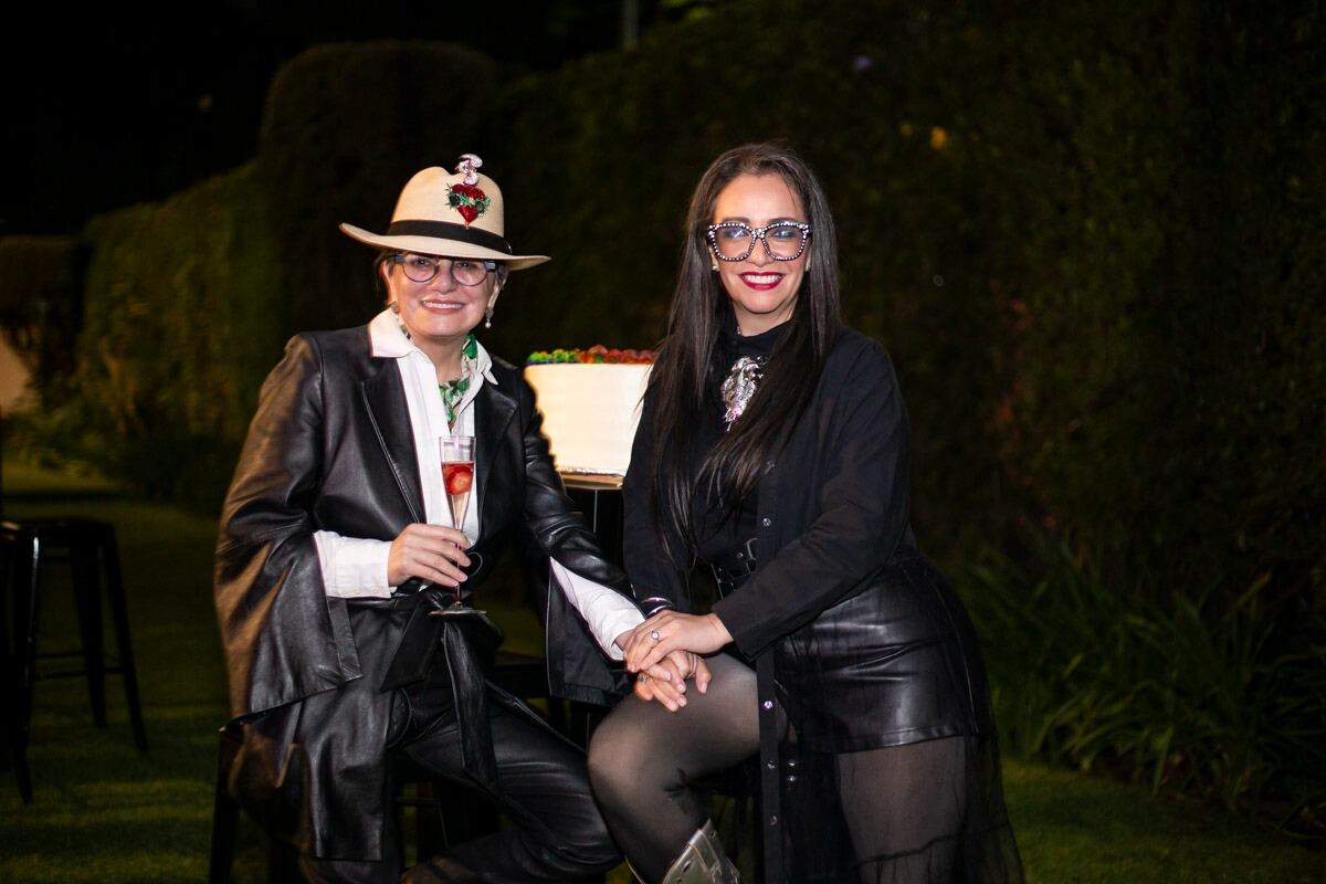 Delia González celebra su cumpleaños junto a sus seres queridos