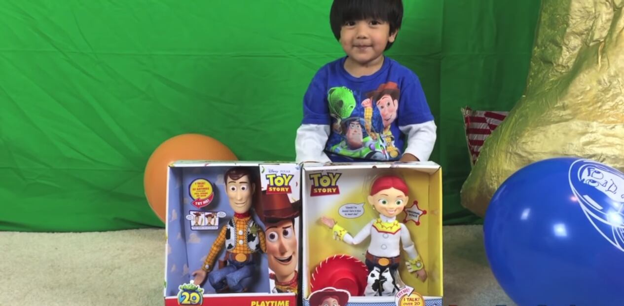 Conoce la historia del youtuber mejor pagado del mundo que sólo tiene 7 años