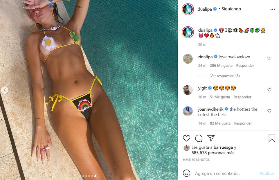 Dua Lipa presume el mini bikini tejido que vas a querer para este verano 