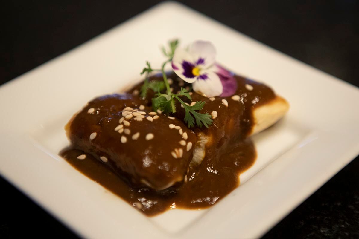 Mole Poblano. (Foto: Karla Gómez para VIP)
