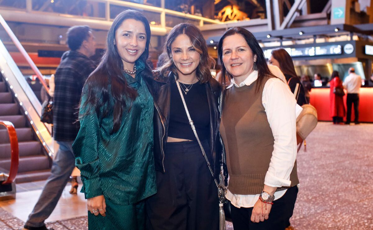 Andrea Molina, Rossana Nájera y Aida Lajud / Foto: Esteban Torreblanca