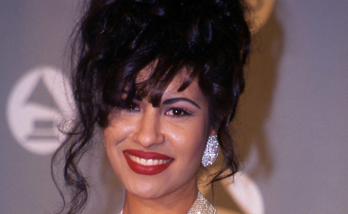 Selena es homenajeada en los Grammy 2021
