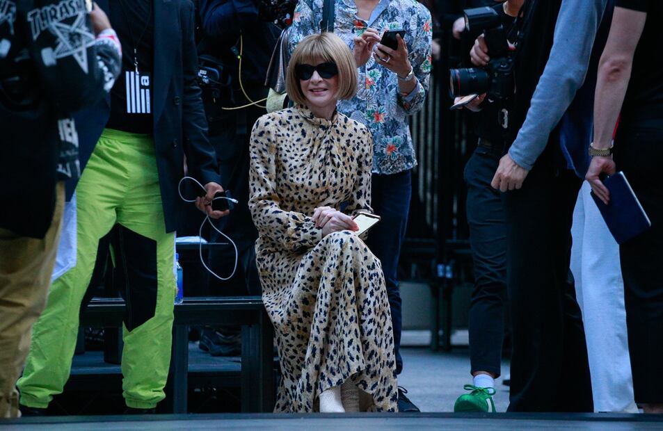 Anna Wintour se disculpa por  su comportamiento 'hiriente e intolerante' en Vogue