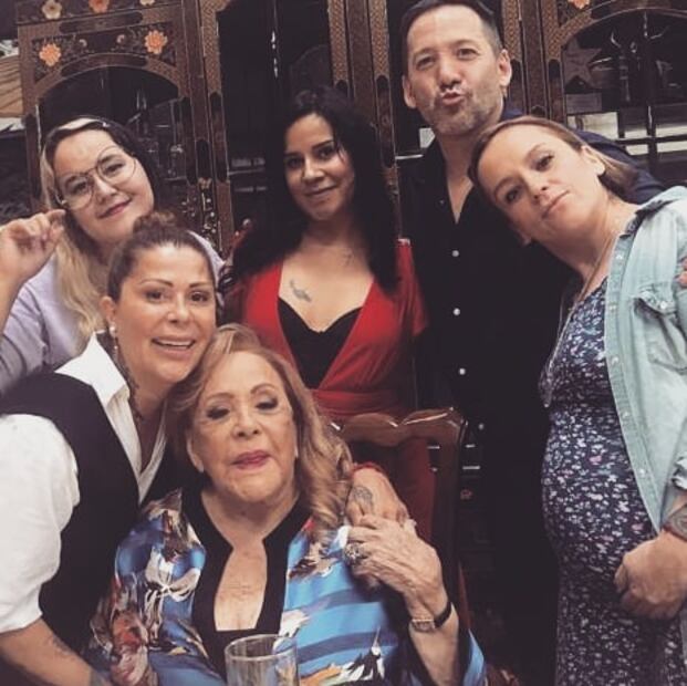 ¡Ya nació el primer nieto de Silvia Pinal! 
