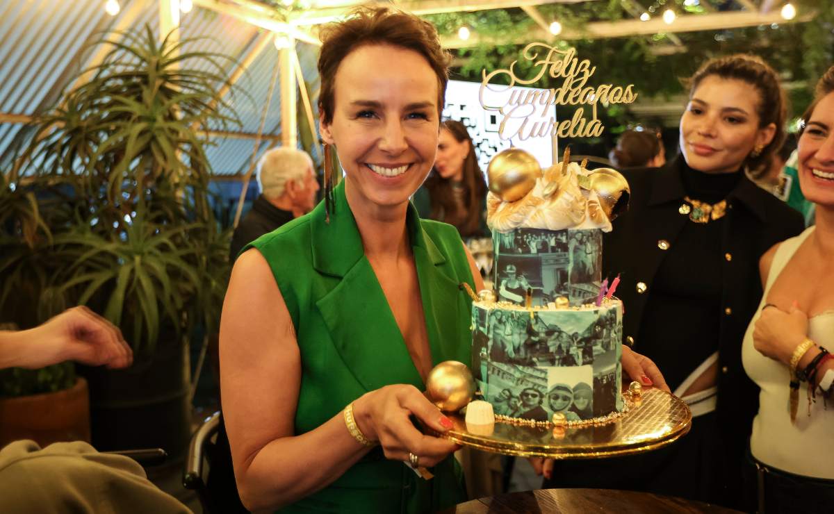 Aurelia de Haut celebra su cumpleaños entre amigos y pasión mundialista