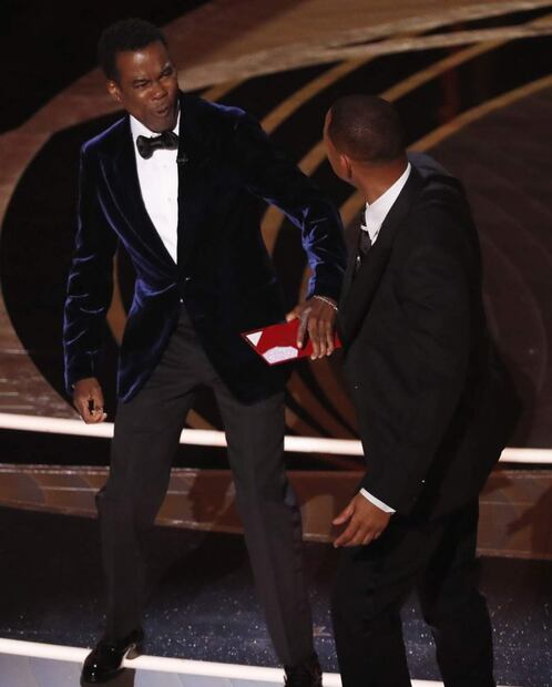 Will Smith golpea a Chris Rock por broma sobre Jada Pinkett Smith