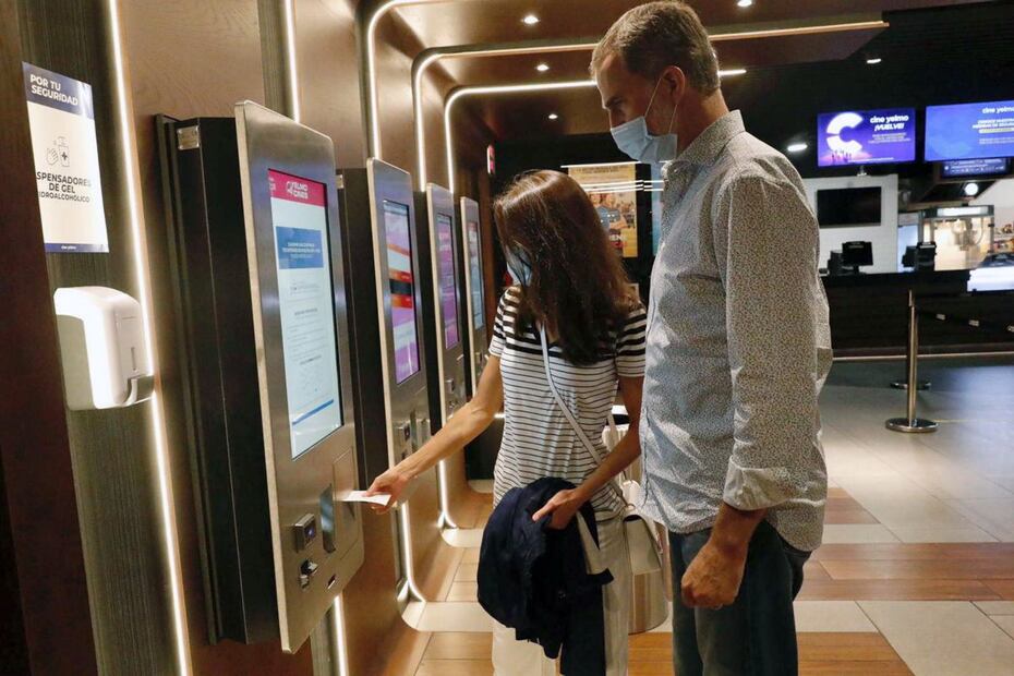 Los reyes de España fueron al cine en una filial de Cinépolis