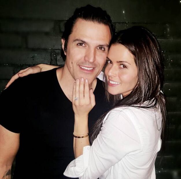 Claudia Álvarez y Billy Rovzar se comprometieron