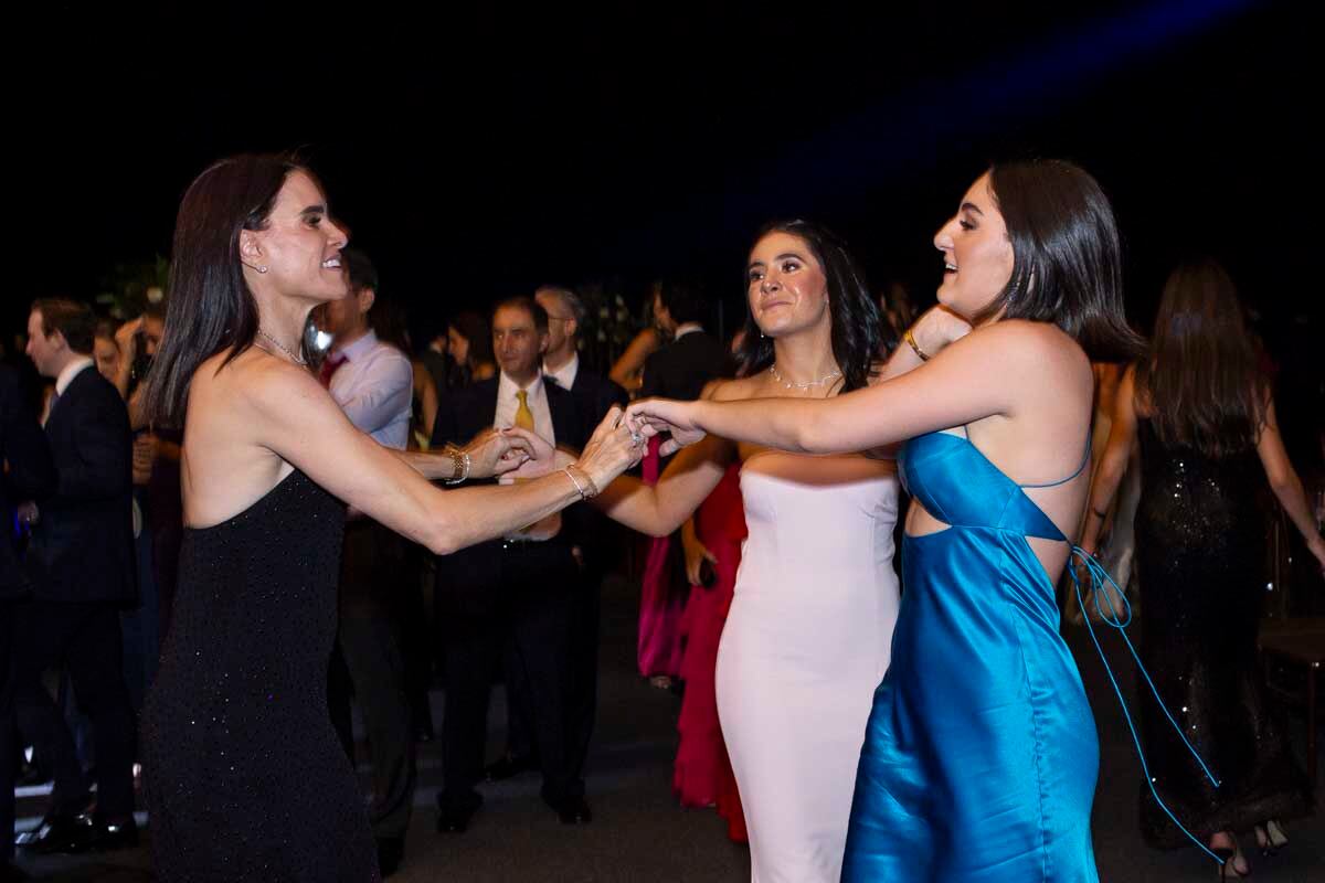 Karen Sánchez, Daniela y Natalia Conde. (Foto: Esteban Torreblanca)