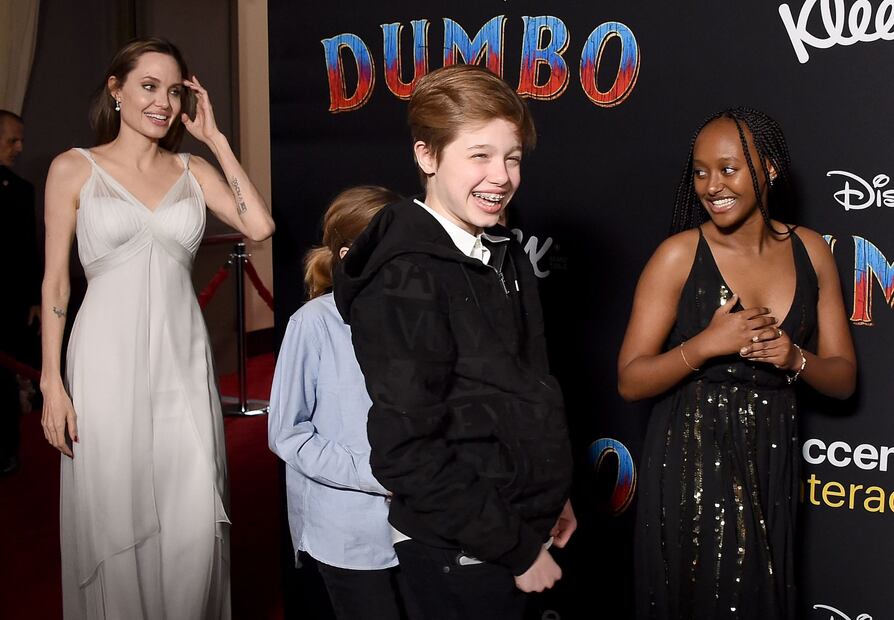 La primera alfombra roja de Shiloh, hija de Angelina Jolie, después de su cambio de sexo