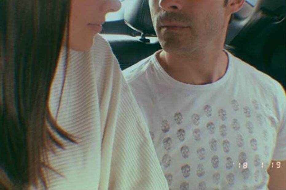 Esmeralda Pimentel confirma su relación con Osvaldo Benavides con una foto 