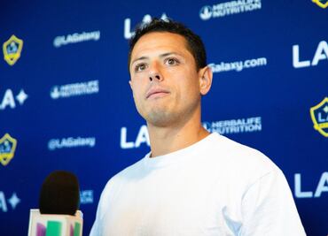 Javier “Chicharito” Hernández rompe en llanto por sus hijos Noah y Nala