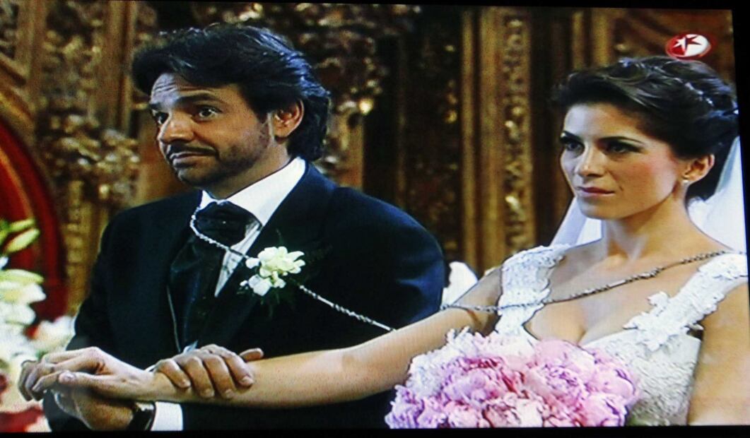 Así celebran su quinto aniversario de boda Eugenio Derbez y Alessandra Rosaldo 