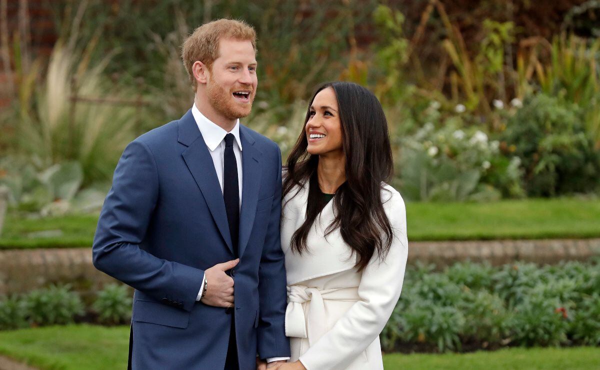 Enrique de Sussex es confundido con un vendedor de árboles de Navidad