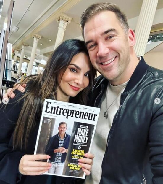 Instagram: @marthahigareda / @lewishowes