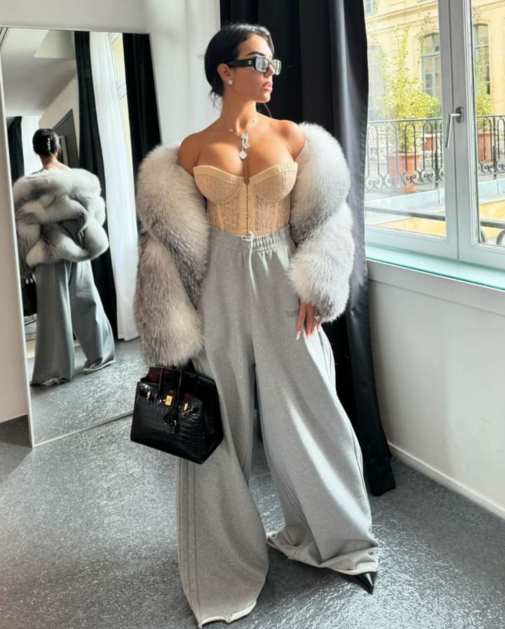 El look de Georgina Rodríguez en París / Instagram