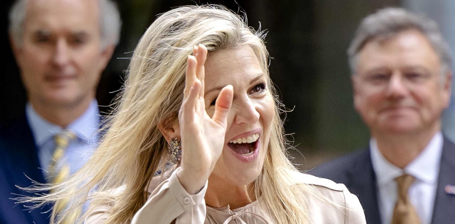 Máxima de Holanda, con un Valentino de 10 años y otra vez despeinada 