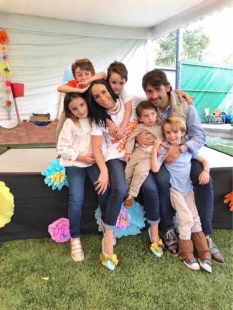 El bebé de Inés Goméz Mont ya es un niño grande 