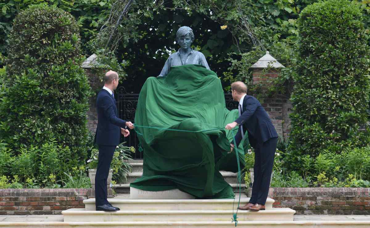 Diana de Gales: la develación de su estatua en las mejores fotos 