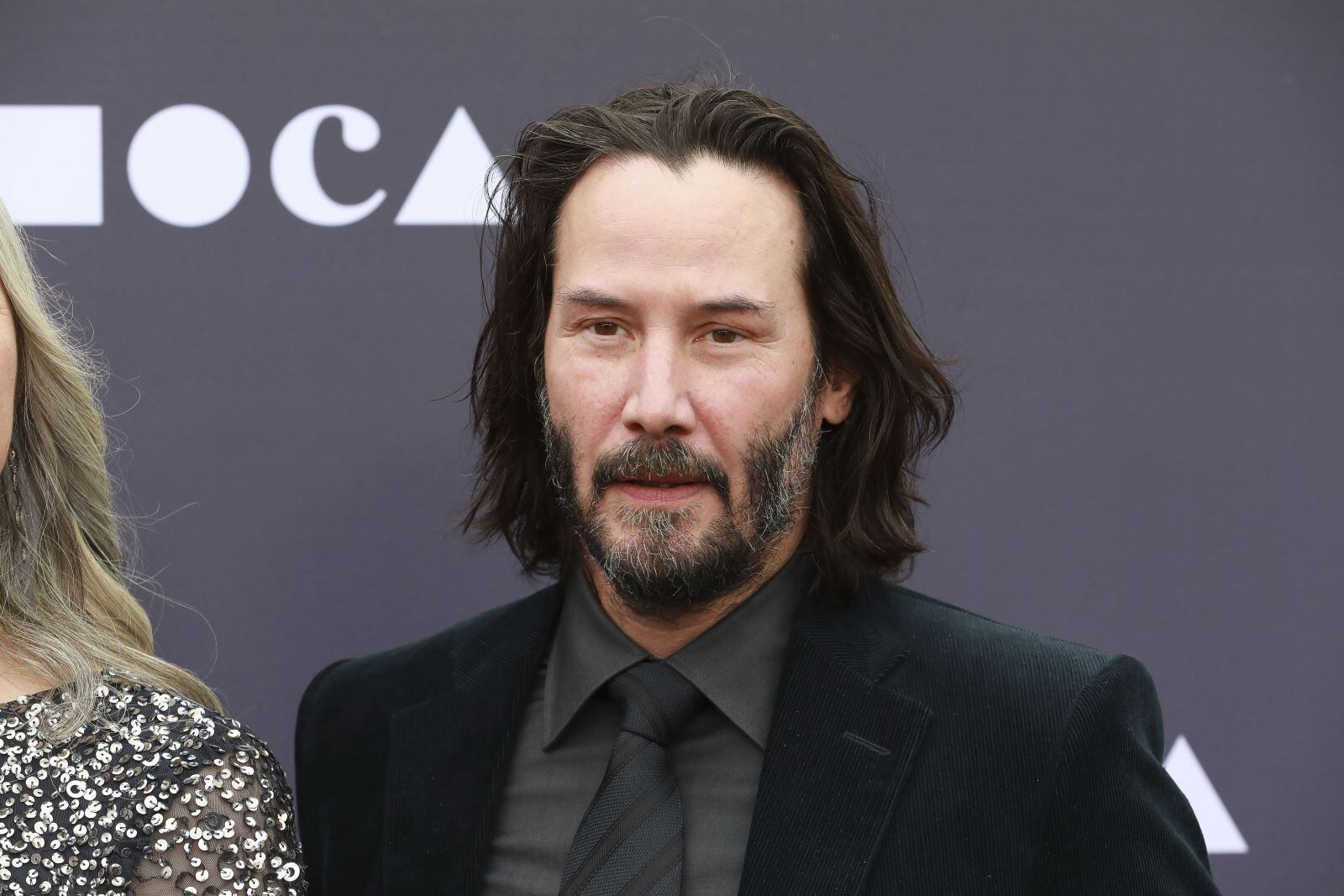 Keanu Reeves subasta una cita a favor de niños con cáncer 