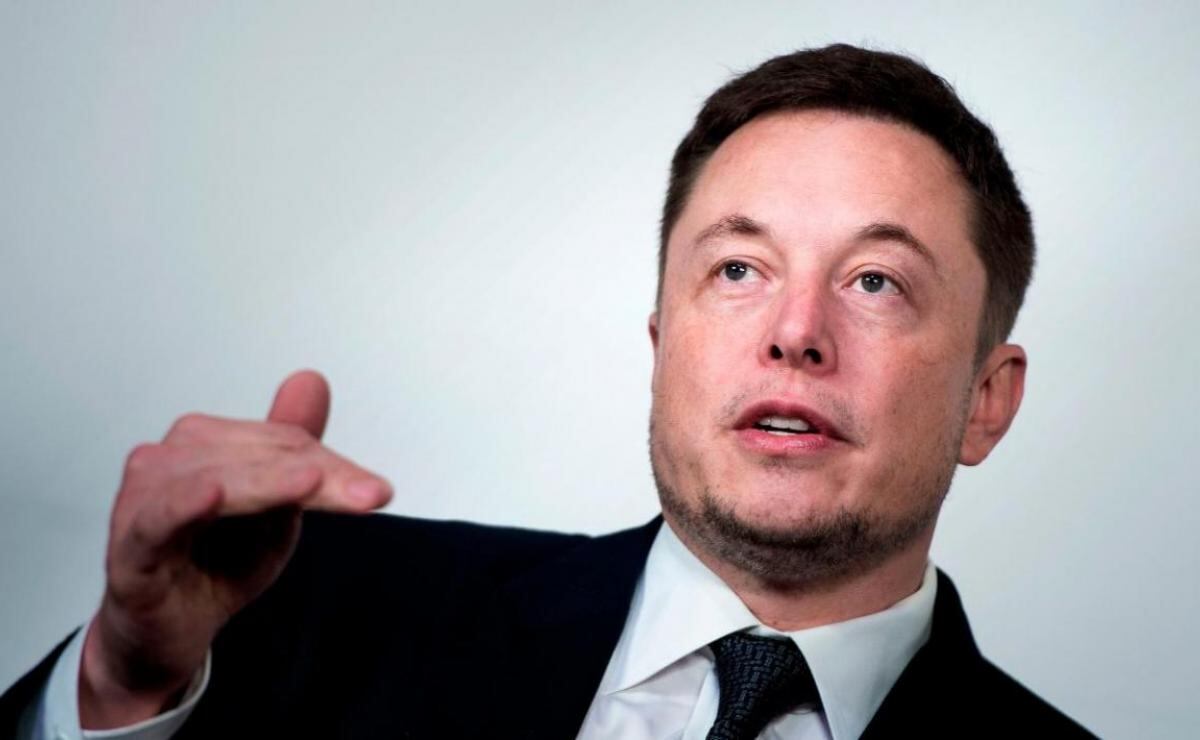 Elon Musk deja de seguir a Grimes en Twitter