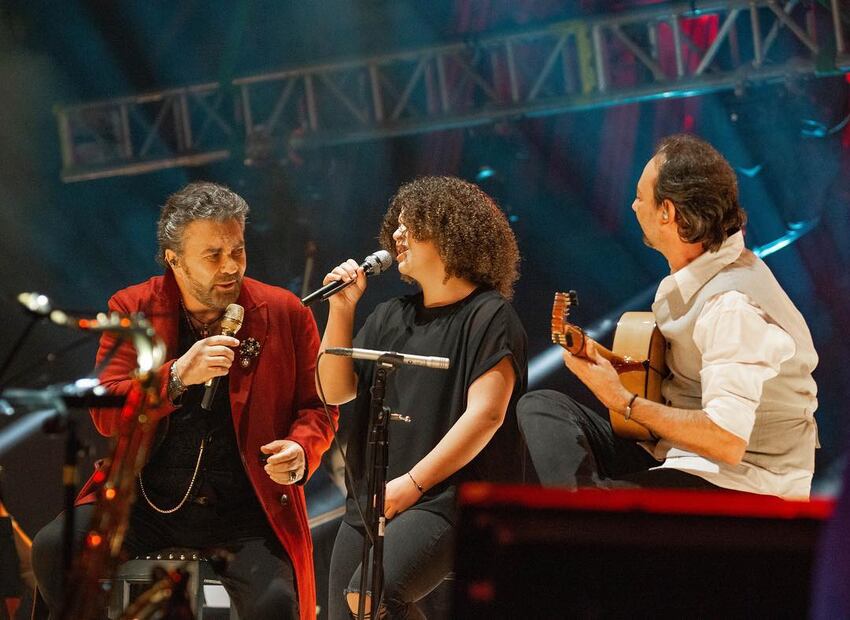 Video: Entre bromas, Lucero y Mijares se divierten en los camerinos 