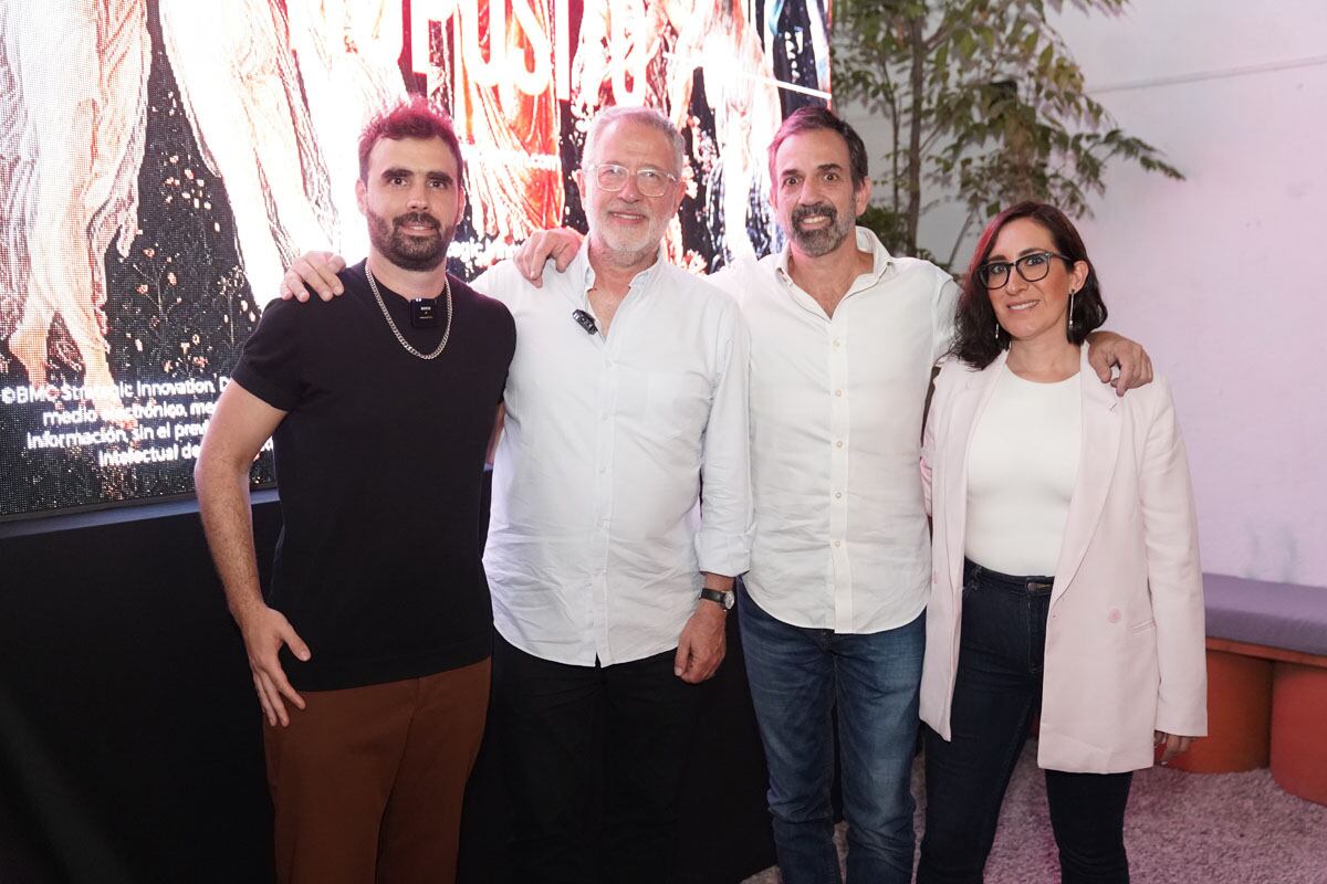 Marcos Casares, Pablo Barcarolo, Francisco Calusio y Angélica Alcántara. (Foto: Héptor Arjona)