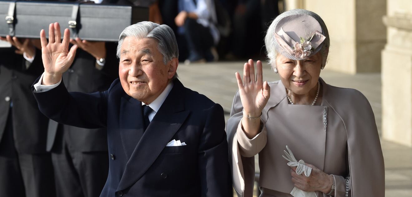 A 12 días de dejar el trono, el emperador Akihito asiste a su último ritual sagrado