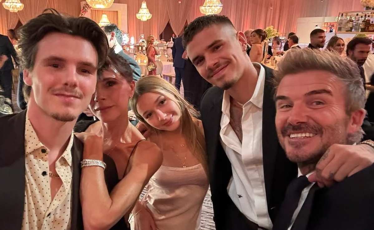 David y Victoria Beckham junto a sus hijos Romeo, Cruz y Harper / Foto: Instagram