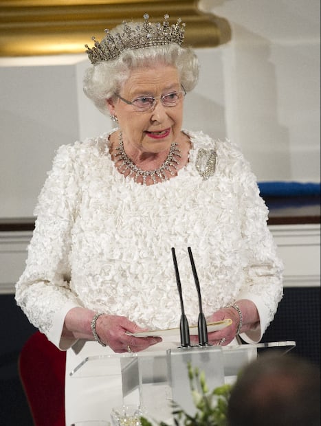Esto es lo que come la reina Isabel ll para mantenerse en forma y saludable