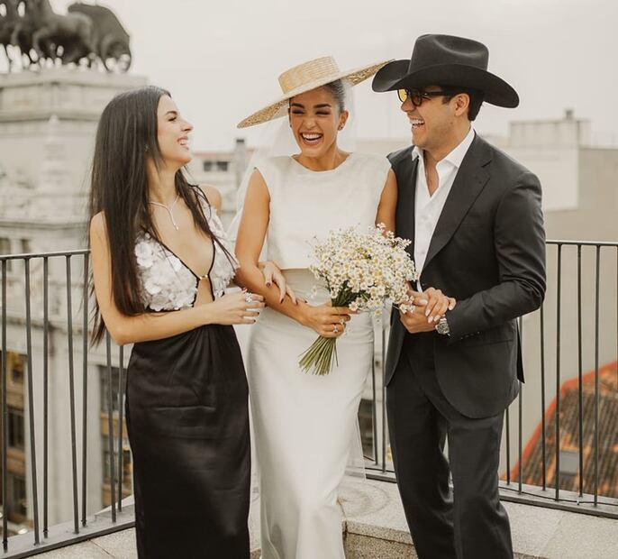 Ale Capetillo y sus hermanos, Ana Paula y Eduardo / Foto: Instagram @lasgenaras
