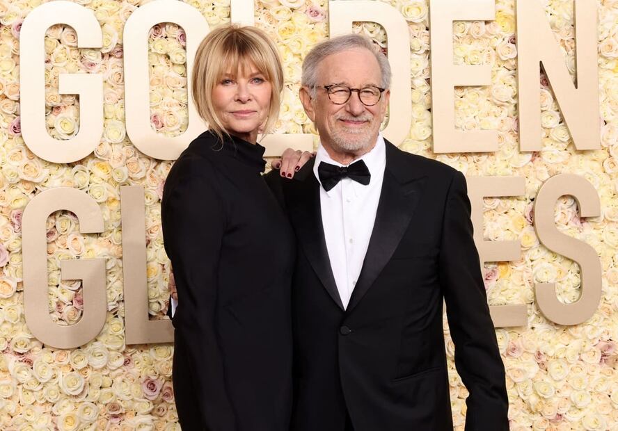El director Steven Spielberg con su esposa Kate Capshaw / AFP