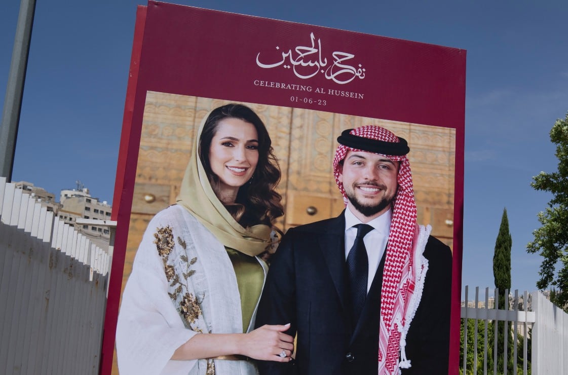 Jordania, al estilo de Reino Unido, se emociona por la boda del príncipe heredero Hussein