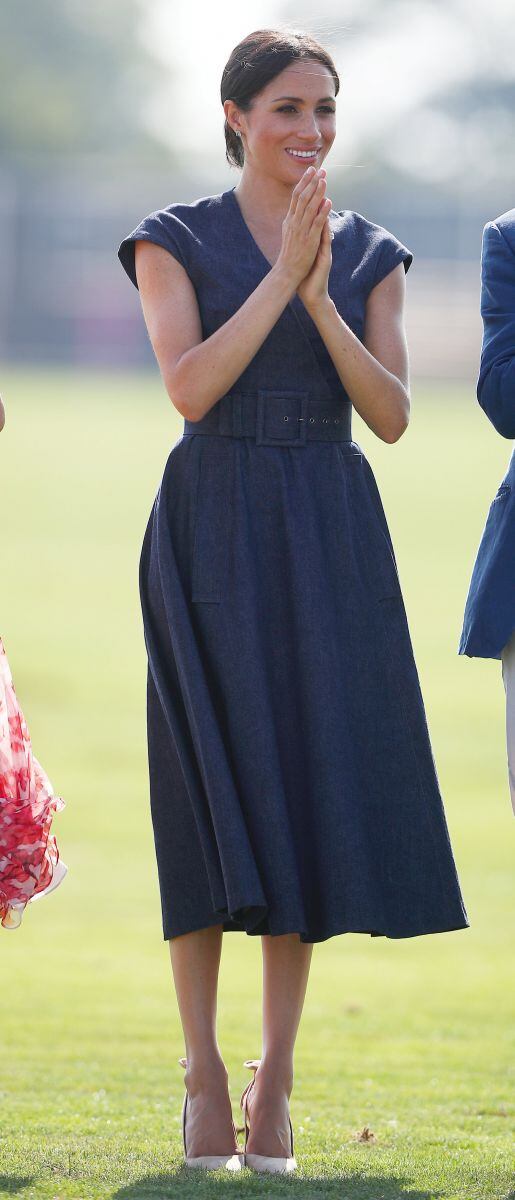 Meghan y Harry rompen el protocolo real: ¡se besaron en público! 