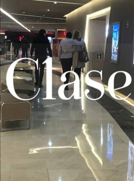 FOTOS EXCLUSIVAS: Enrique Ponce captado con su novia en México